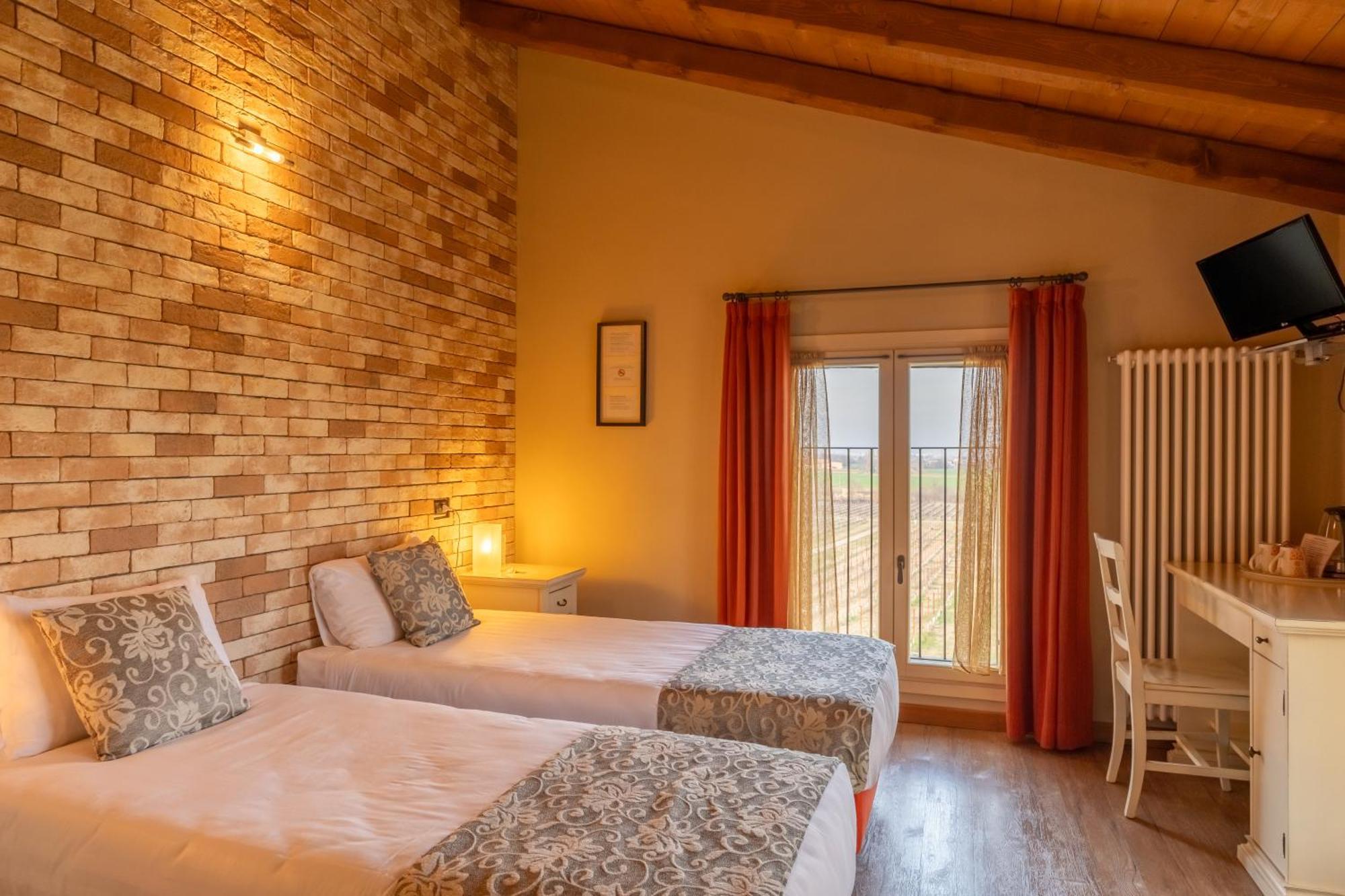 Agriturismo La Razza Bauernhof *
